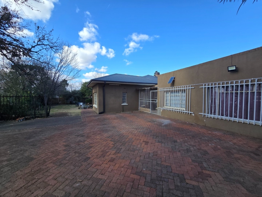 8 Bedroom Property for Sale in Bayswater Free State